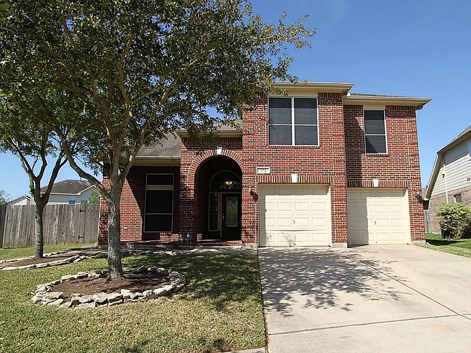 1st image of 7014 Lakegreen Ct