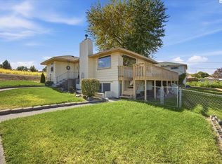 1203 N Keller St, Kennewick, WA 99336