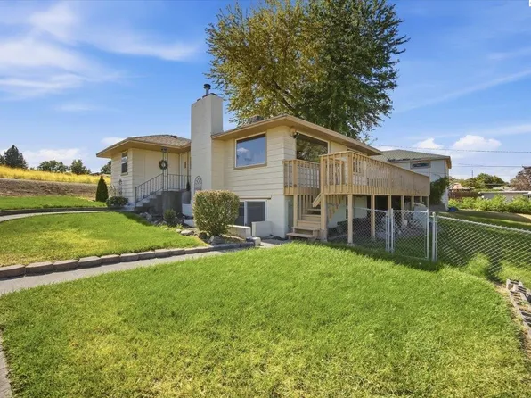 1203 N Keller St, Kennewick, WA 99336
