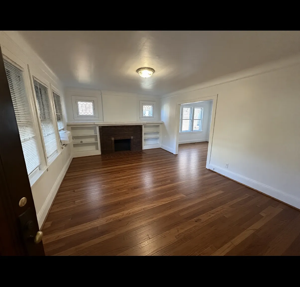 3 bed, 1400 sqft, $1,750 — Photo 1