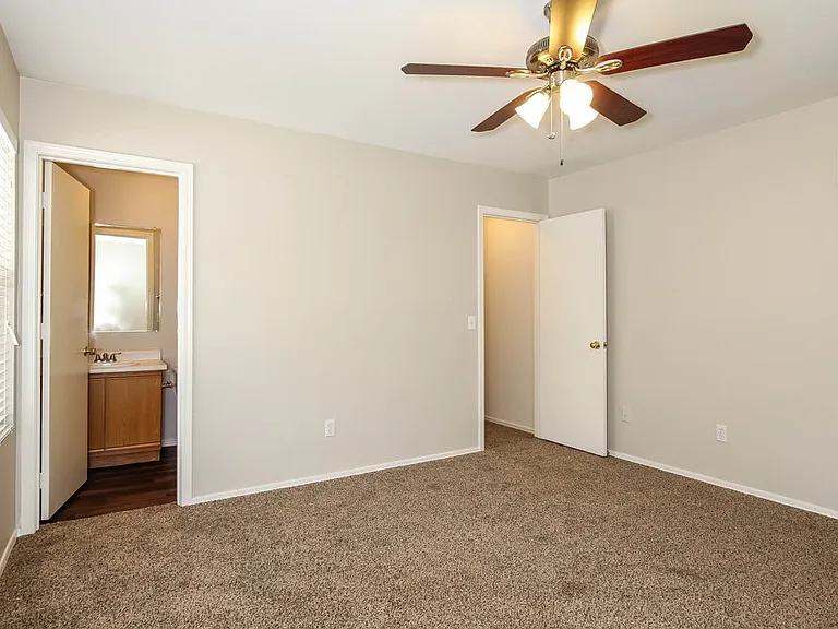 11815 W Columbine Dr — Photo 7