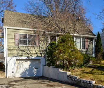 51 Phyllis Rd, West Orange, NJ, 07052