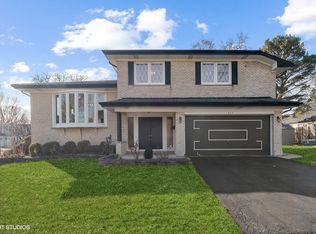 315 E Maude Ave, Arlington Heights, IL 60004