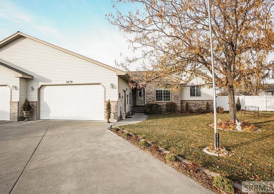 1st image of 3079 E Willowwood Cir