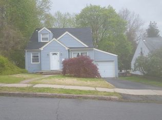 429 Orchard St, Englewood, NJ 07631