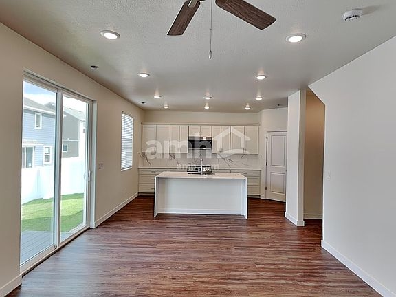 5th image of 8959 S John Annie Ln