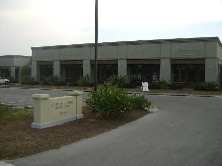 3925 W County Highway 30A #F — Photo 9