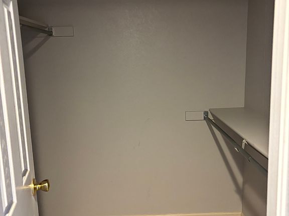 2nd image of 1296 Lake Cir