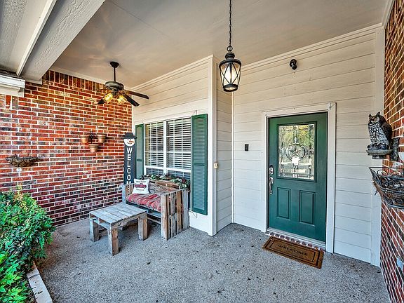 4th image of 2801 Concho Bend Dr