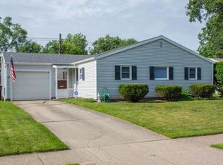 1512 Orkney Dr, South Bend, IN 46614