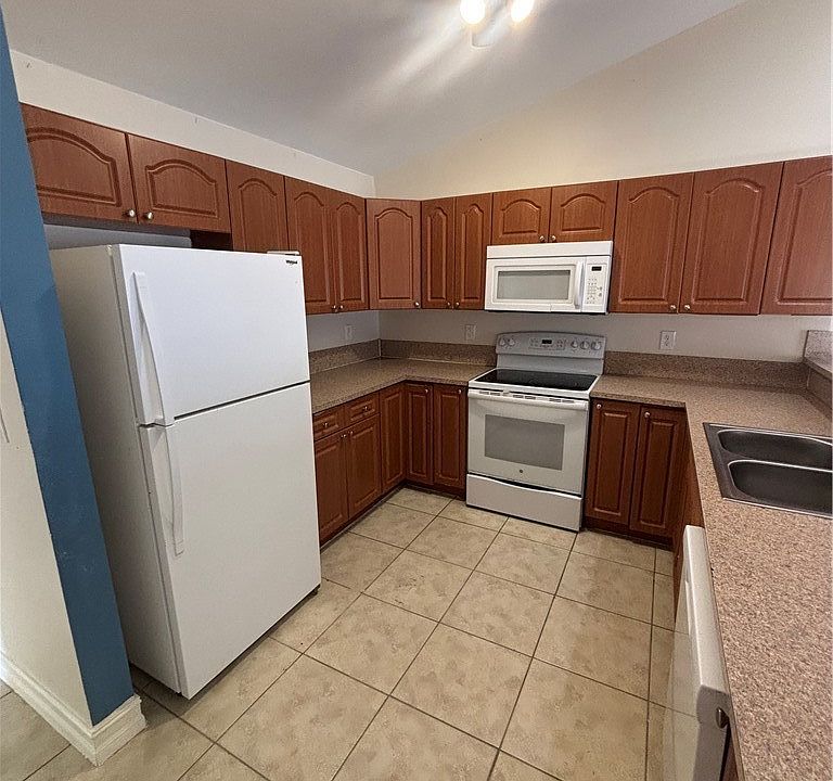 1st image of 2429 Nobel Ave #2431