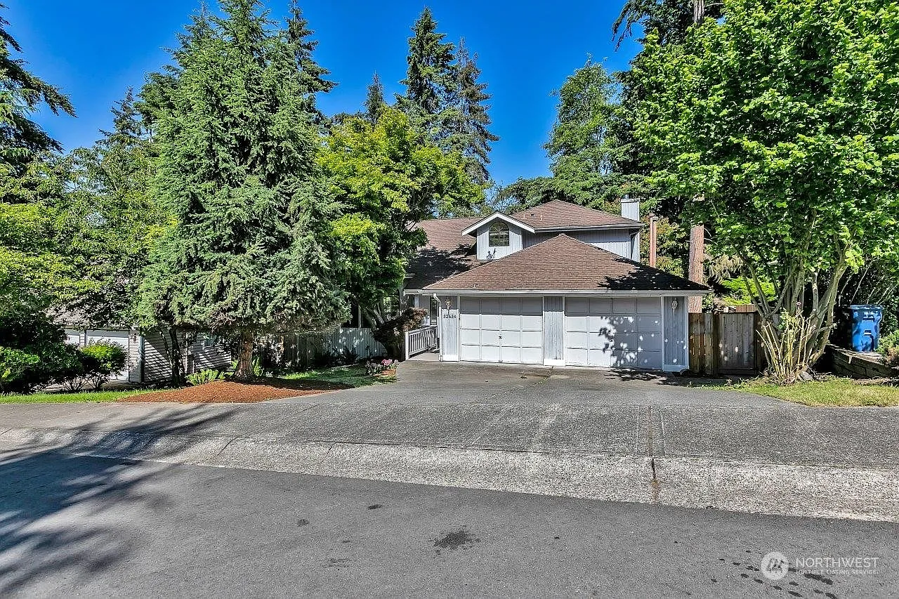 32634 51 Place SW photo 1