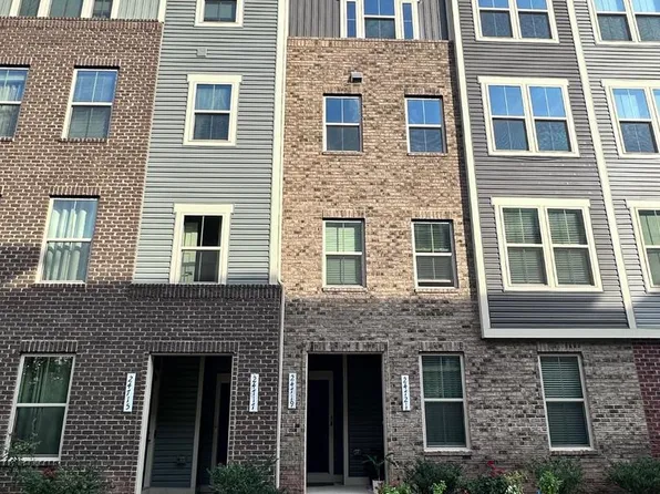 24719 Monk Meadows Ter, Sterling, VA 20166