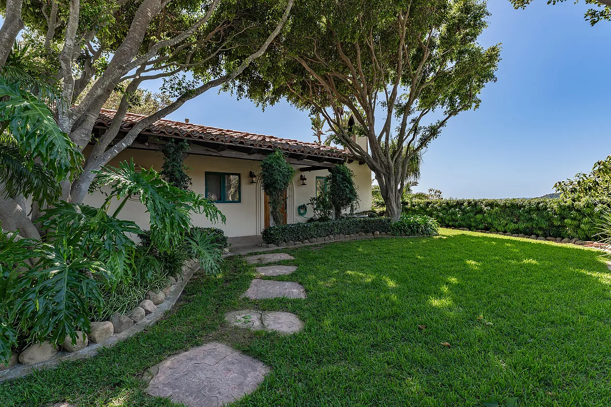 Building Photo - 1703 San Marcos Pass Rd