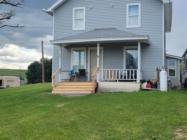 52 Stevens St, Colfax, WA 99111