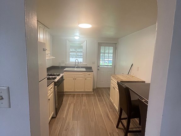 2nd image of 312 Culbertson Ave #2
