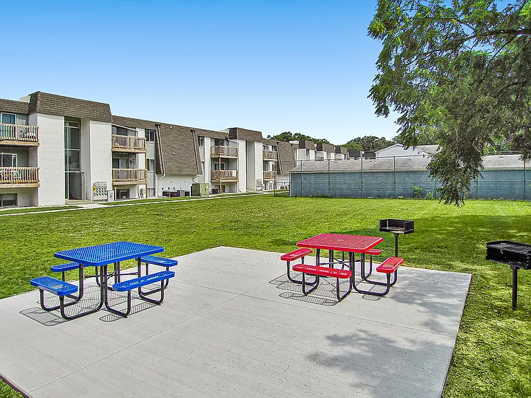 Secor Flats — Photo 21
