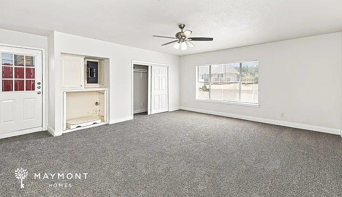 4 bed, 2.0 bath, 1808 sqft, $2,195 — Photo 4