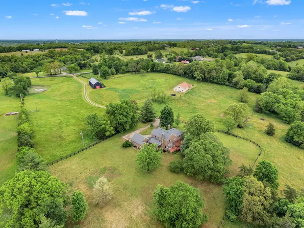 5108 Fords Mill Rd, Versailles, KY 40383