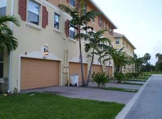 3907 Passion Flower Rd, Coconut Creek, FL 33073