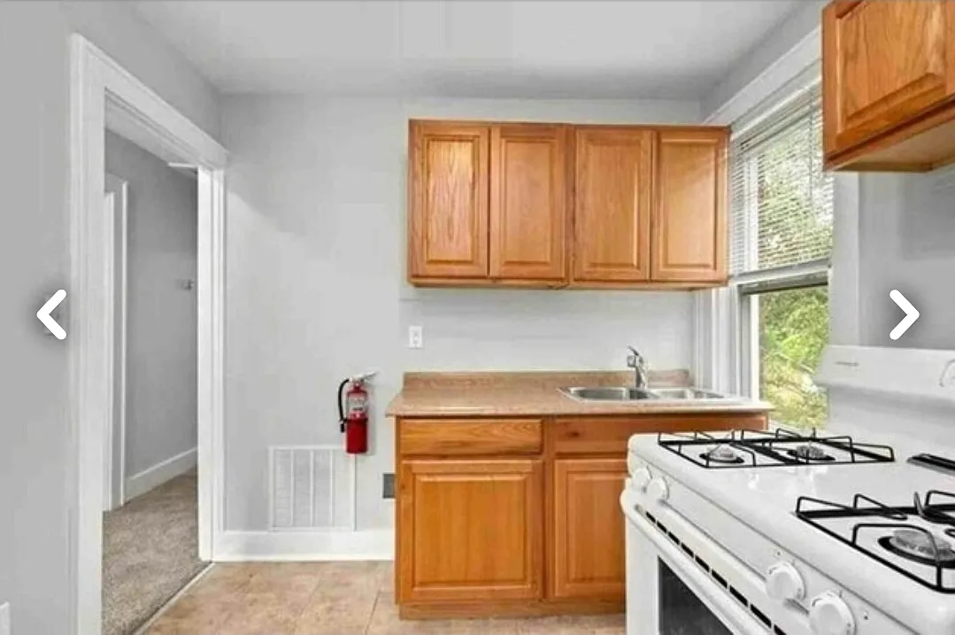 1 bed, 900 sqft, $850 — Photo 3