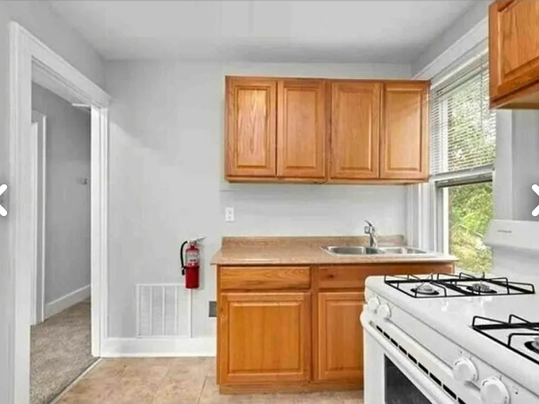 246 W Steuben St #2 — Photo 3