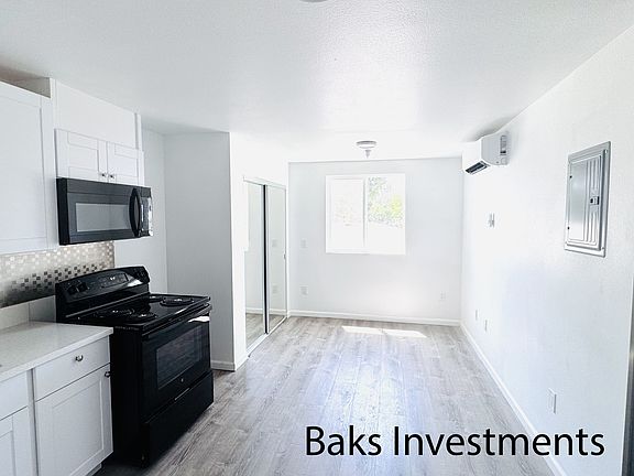2nd image of 11460 Killion St #101