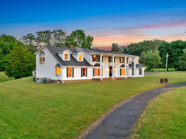 5300 Highway 31w, Portland, TN 37148