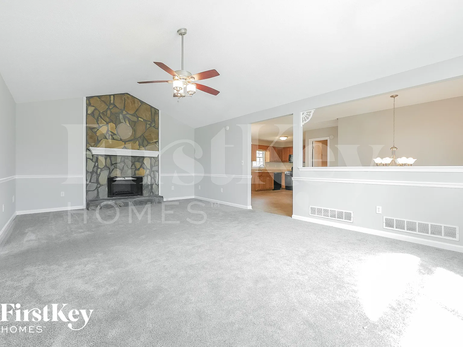 4 bed, 3.0 bath, 3309 sqft, $1,815 — Photo 3