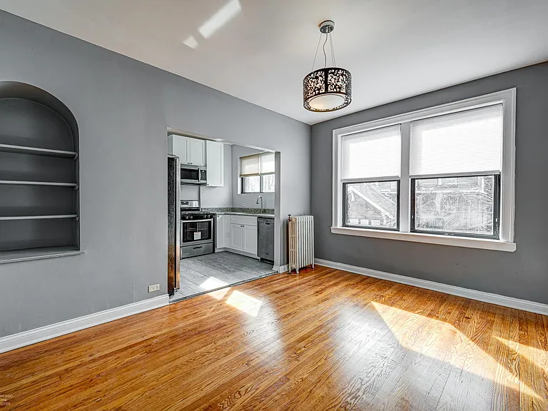 2048 E 69th St #3B — Photo 9