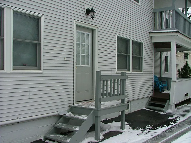 742 Meigs St — Photo 10