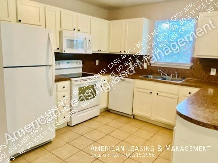Must-See 3-Bedroom 2-Bath Duplex Unit Available for Lease in Lufkin, Texas — Photo 4