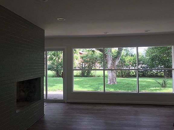 3rd image of 7339 N Briarcliff Knoll Dr