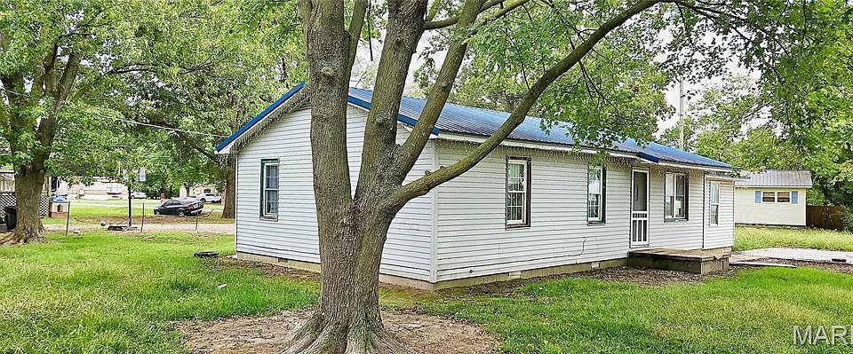 2nd image of 27916 Babler Rd