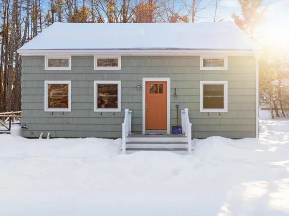 8 Sequoia Drive, Freeport, ME 04032
