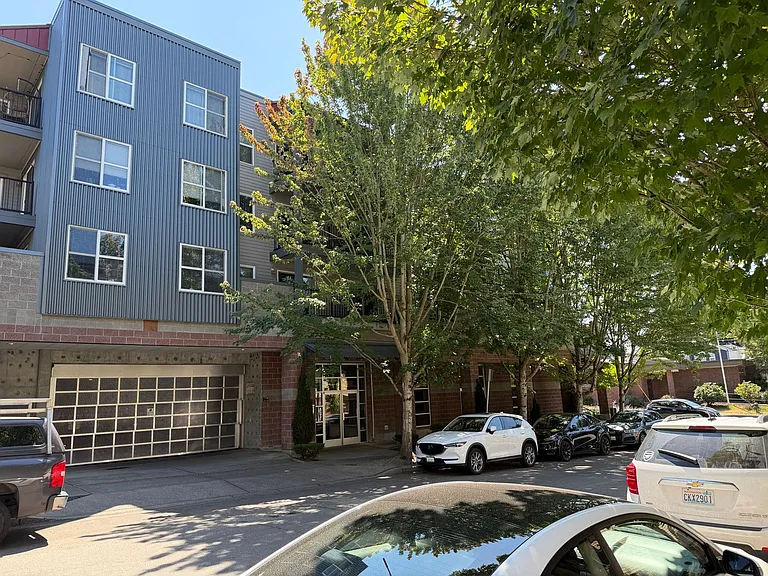 600 N 85th St #307 — Photo 1