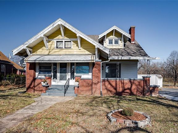 4th image of 2231 Hoover Ave