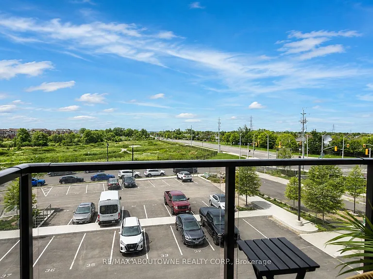 450 Dundas St E #334 — Photo 21