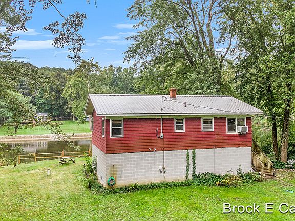 5th image of 4136 W Sycamore Dr