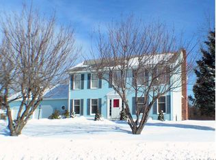 31 Quail Run Rd, Suffield, CT 06078