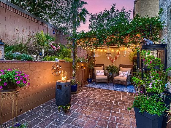 3rd image of 3731 Gilmore Creek St