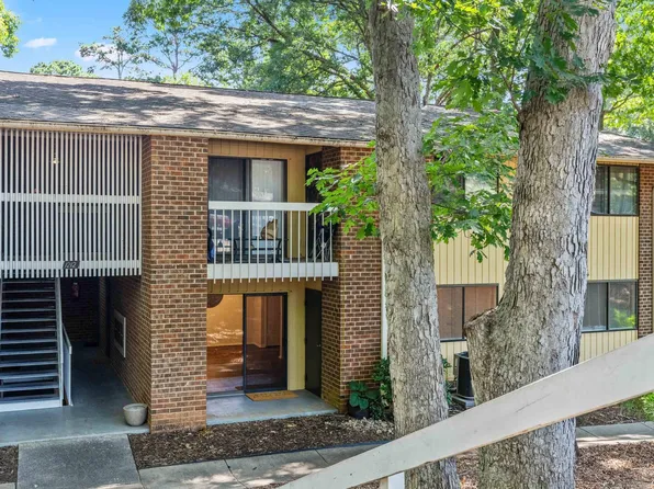 1212 Schaub Dr APT C, Raleigh, NC 27606