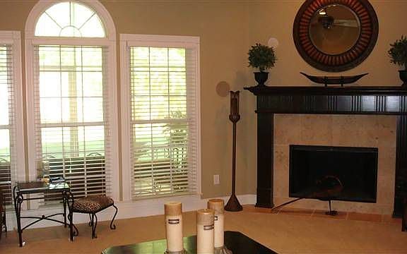2nd image of 2760 Avondale Dr