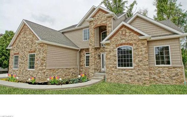 1st image of 355 W Edinburgh Dr