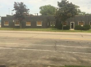 1100 Hilton Rd, Ferndale, MI 48220