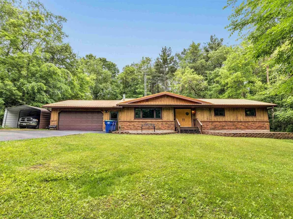 E1195 Larson Rd, Waupaca, WI 54981