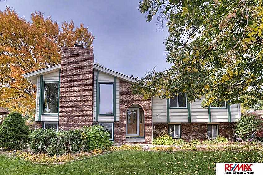 1st image of 812 Donegal Dr