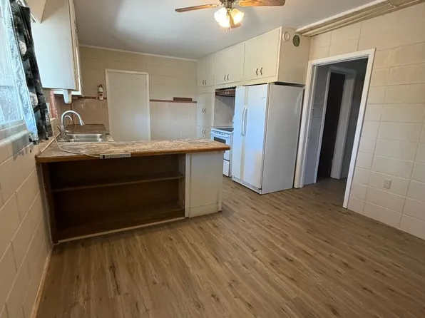 White Eagle Apartments 2110 S Broadway Cortez Co 81321
