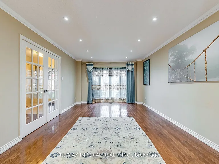 2800 Huntingdon Trl S — Photo 5