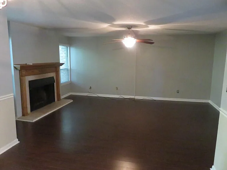 3508 Prestwick Dr — Photo 3
